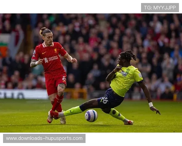 利物浦音乐与足球文化交融 探索艺术跨界合作新模式 利物浦音乐与足球文化交融 探索艺术跨界合作新模式